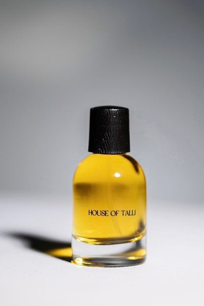 No. 4 Perfume - Oud Fusion